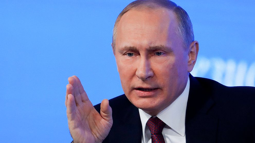 Valdimir Putin riktar skarp kritik.