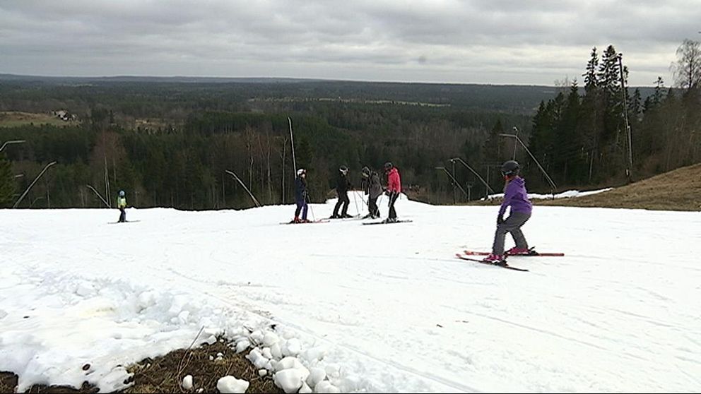 Stora skidbacken på Mullsjö alpin.