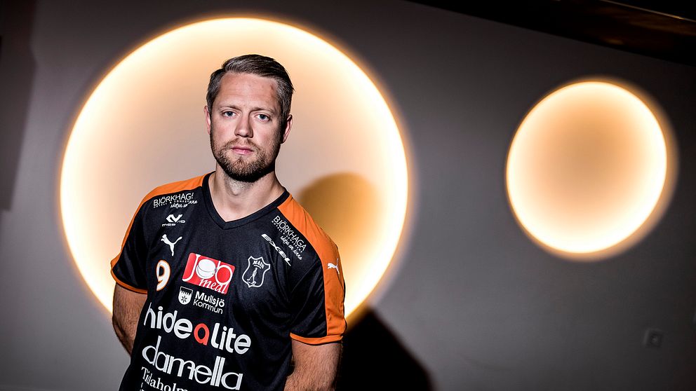 David Gillek kapten i Mullsjö AIS i Superligan i innebandy.