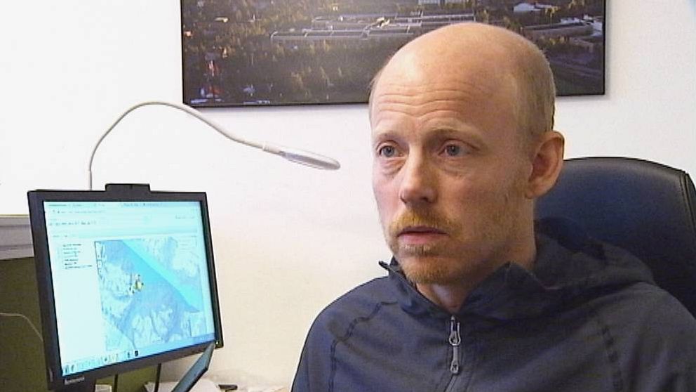 Petter Palmgren är en av de fem anställda som sju dagar i veckan bemannar lavinprognosrummet.
