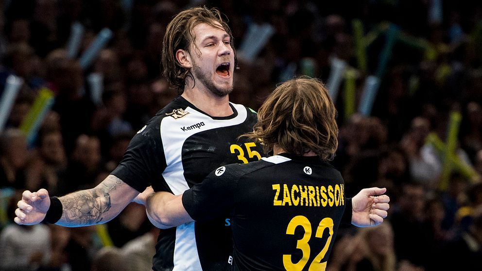 Andreas Nilsson och Mattias Zachrisson i VM-matchen mot Argentina.