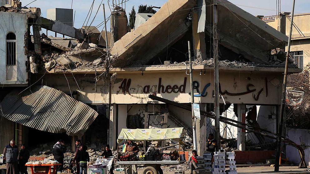 Irakiska styrkor har intagit östra Mosul | SVT Nyheter