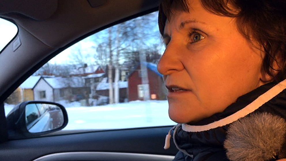 Eila Nilsson ser risker med att höja priset för de som behöver färdtjänst.