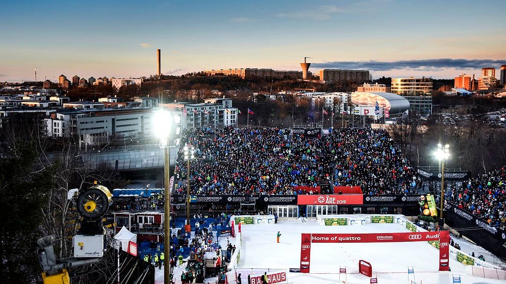 Alpin världscuptävling i parallellslalom i Hammarbybacken 2016.