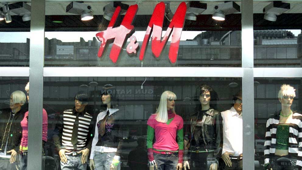 H & M sätter press på andra klädinköpare i Bangladesh.