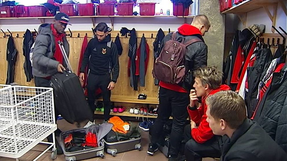 ÖFK-spelare i omklädningsrum