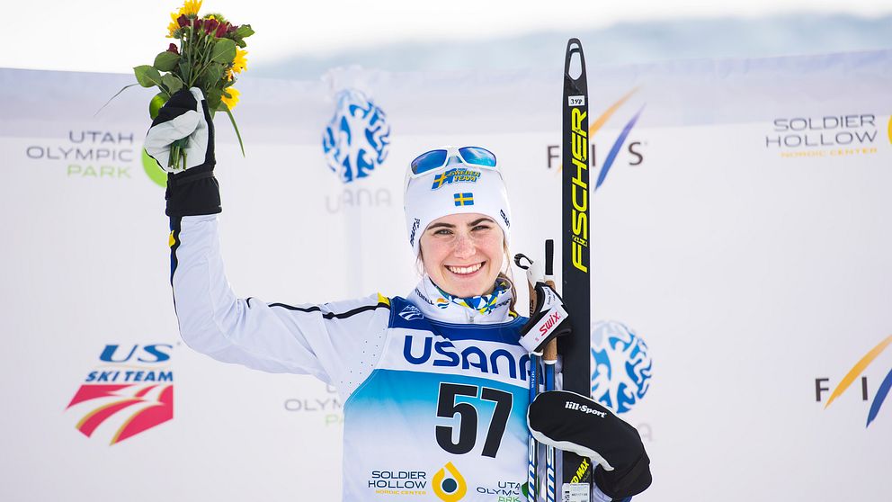 Ebba Andersson tog JVM-guld på fem kilometer fritt.