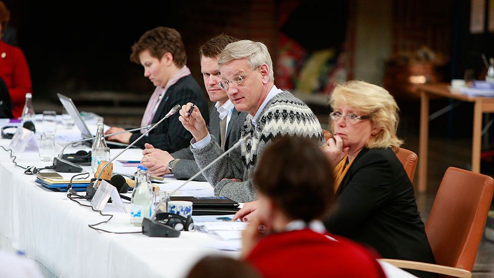 Sveriges utrikesminister Carl Bildt under mötet i Kiruna.