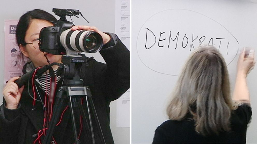 fotomontage. Till vänster en bild på en kvinna som filmar med en kamera. till höger en bild på en lärare som skriver ordet DEMOKRATI på en tavla.