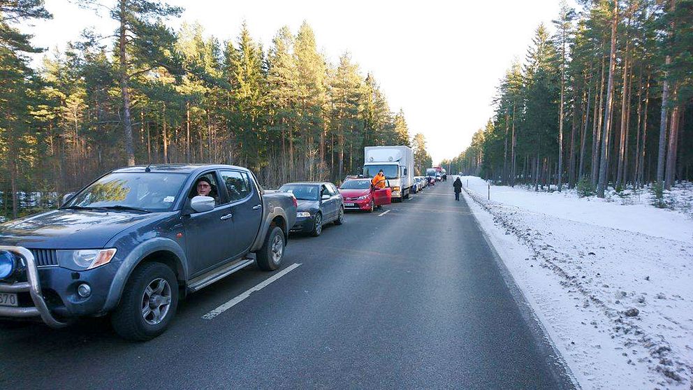 Polisbil och bil i krock mellan Mora och Rättvik