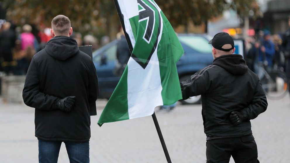 Medlemmar ur Nordiska Motståndsrörelsen. Arkivbild.