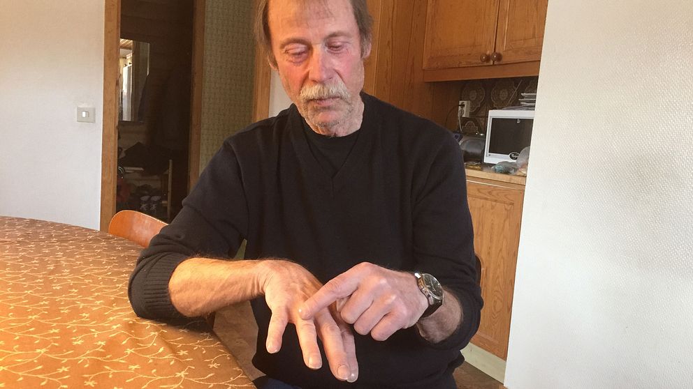 Willy Nordin är pensionerad snickare i Askersund. I dag dras han med vibrationsskador i händerna.
