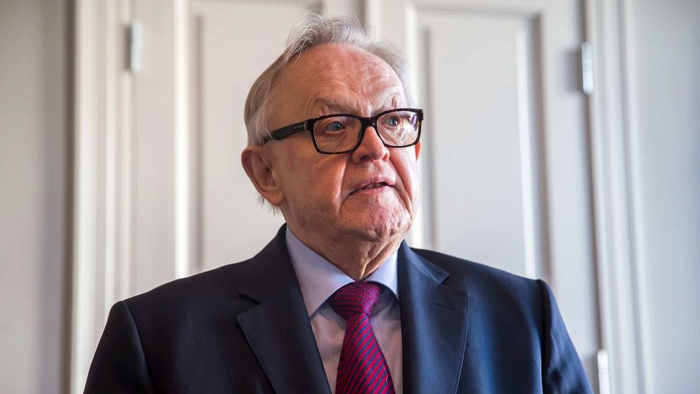 Martti Ahtisaari kiersi presidenttikaudellaan 1994-2000 Suomea ja kuunteli ihmisiä.