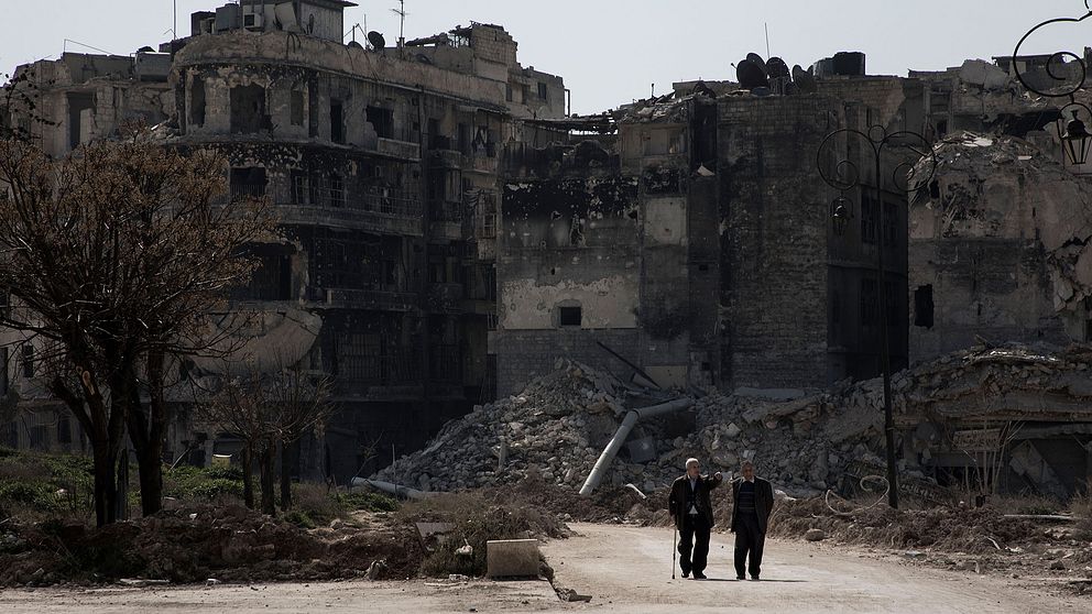 Många återvänder nu för att ta upp sina gamla liv i ett krigshärjat Aleppo