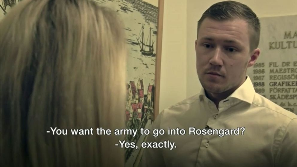 Pontus Andersson sa till brittiska BBC att det bör sättas in militär i Rosengård.