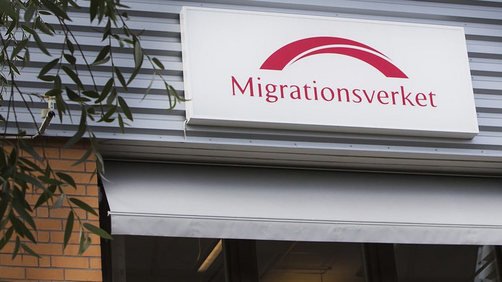En fasadbild på Migrationsverkets kontor.