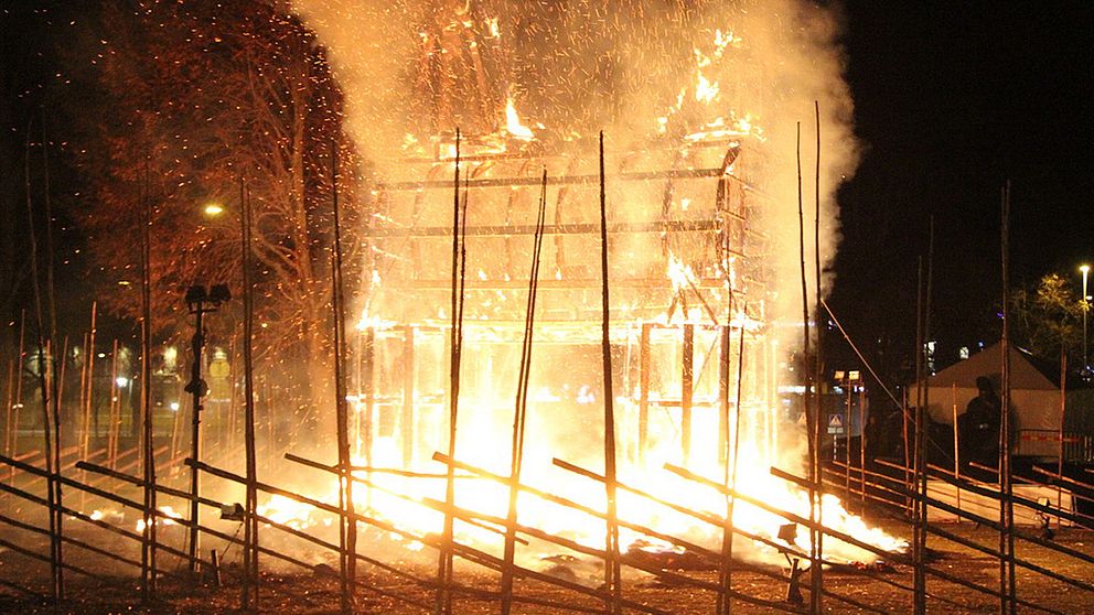 Gävlabocken i brand.