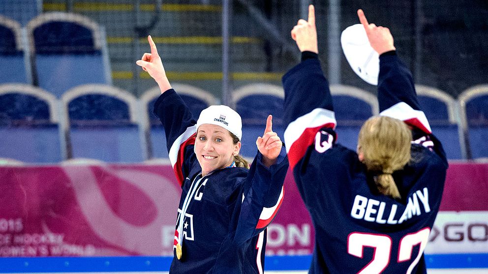 USA-stjärnorna Meghan Duggan (t.v.) och Kacey Bellamy (t.h.).