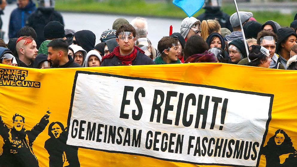 Demonstrater som riktar sig mot invandringsfientliga partiet Alternative für Deutschland.