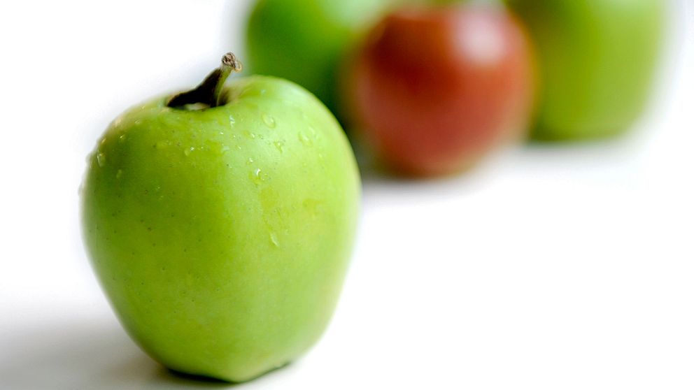 Många pollenallergiker är även överkänsliga mot äpplen.