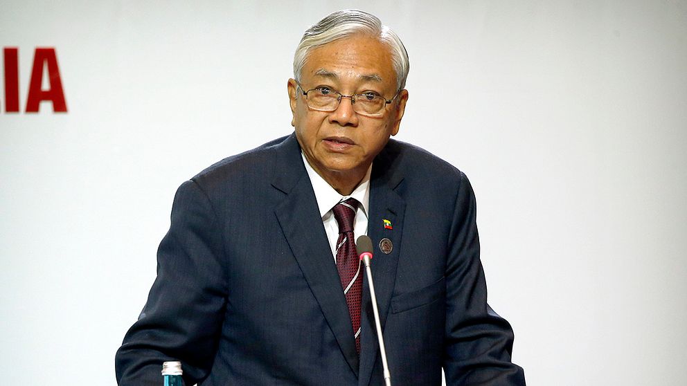 Burmas president Htin Kyaw