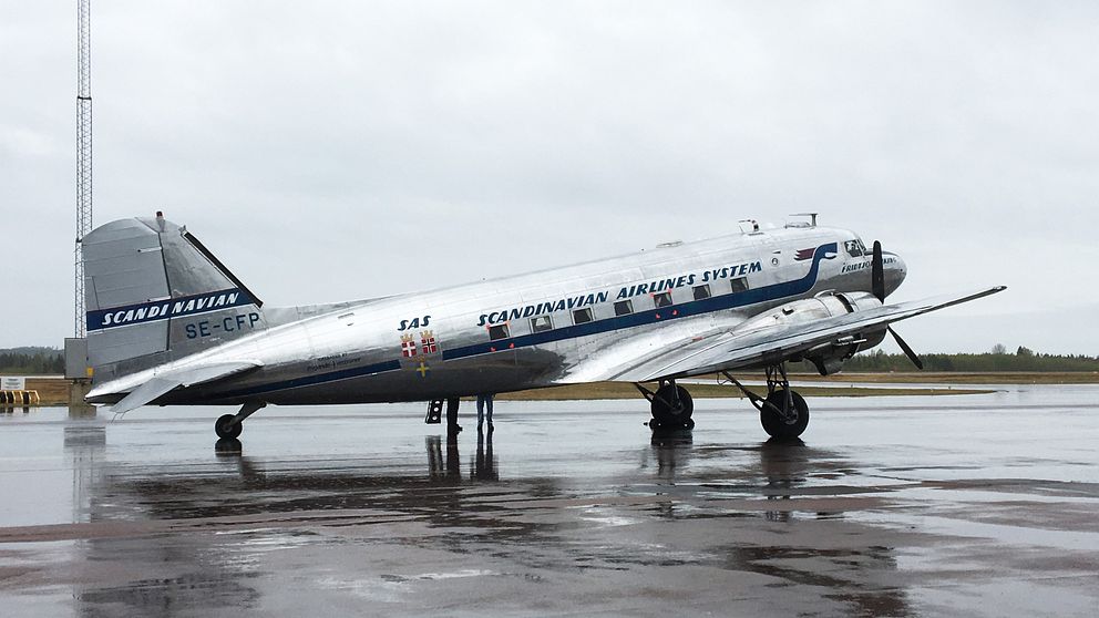 Flygplanet Daisy, modell DC-3, tillverkades 1943 i Los Angeles.