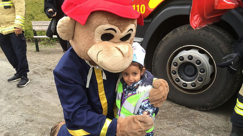 Räddningstjänstens maskot Flammy