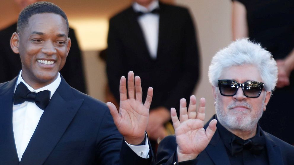 Pedro Almodovar och Will Smith under invigningen av årets Cannes-festival