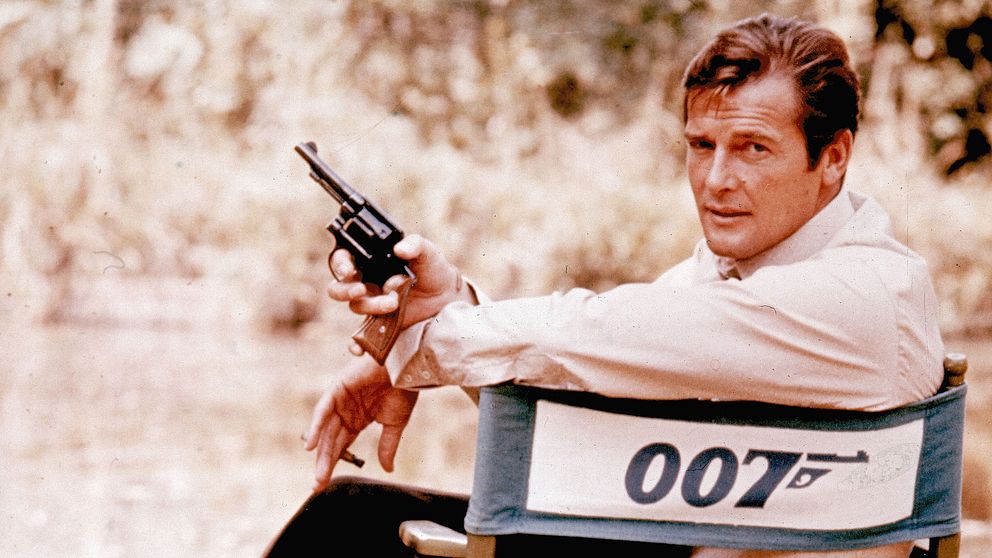 Roger Moore i rollen som superspionen James Bond.