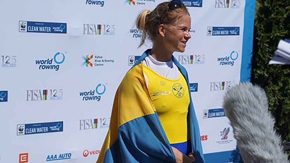 2015 blev det silver, och vid VM förra året blev det silver. Men vid årets EM-tävlingar i tjeckiska Racice blev det äntligen guld för roddaren Emma Fredh från Öresjö SS Borås.