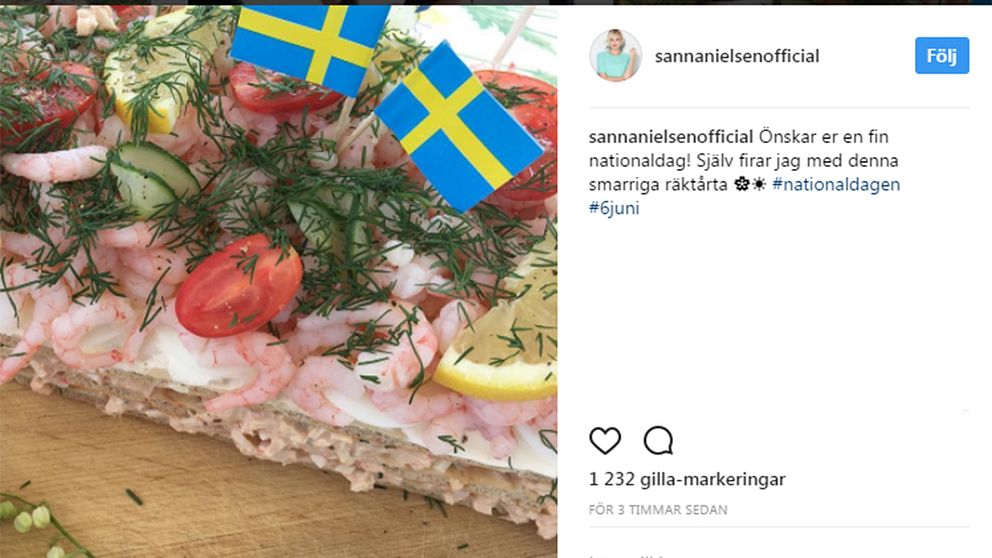 Sanna Nielsen firade Sverige med räktårta.