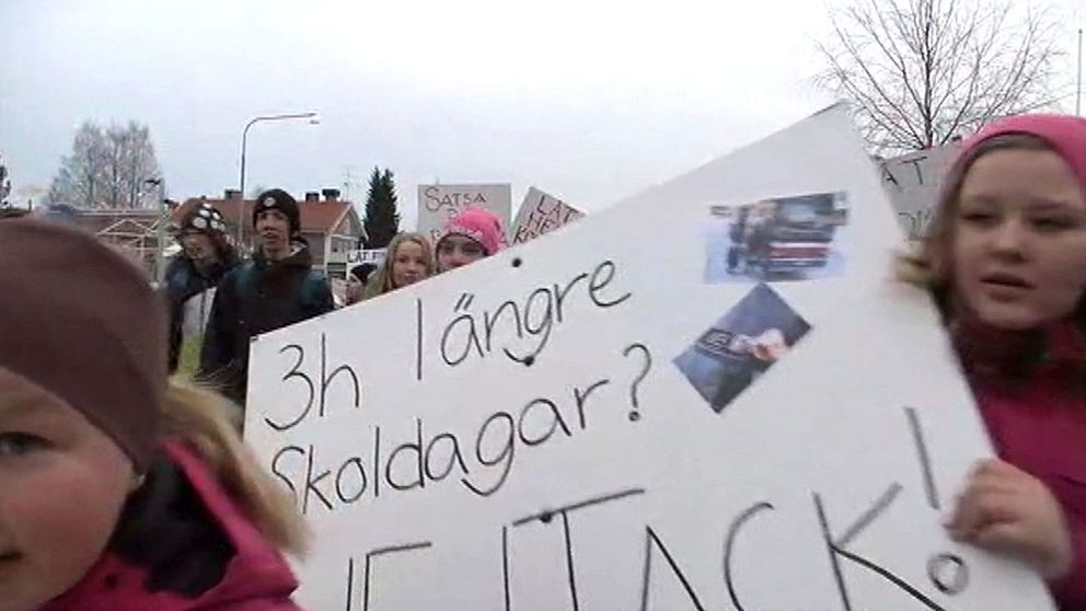 Arkivbild demonstration mot skolnedläggningar i Pajala kommun