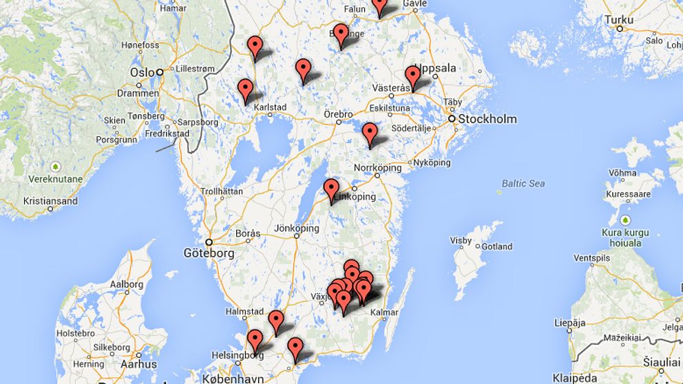 Karta över platserna på akutlistan där 10 av 22 är glasbruk i Småland.