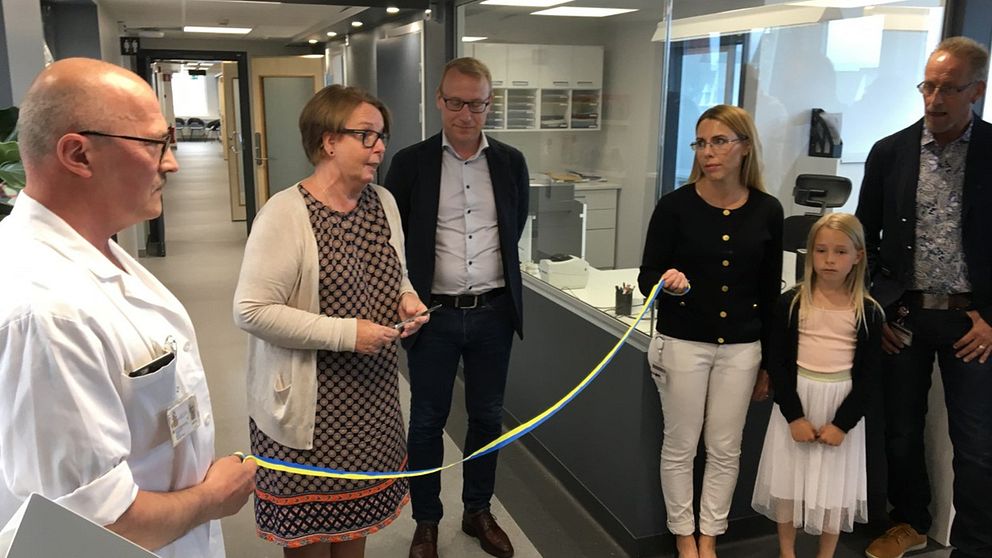 Yvonne Augustin (S), ordförande för sjukhusnämnden, invigde den nya hjärtmotagningen.