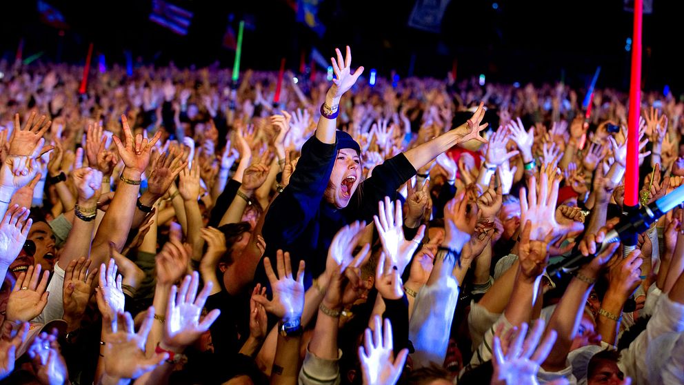 Ett publikhav på Roskildefestivalen 2010.