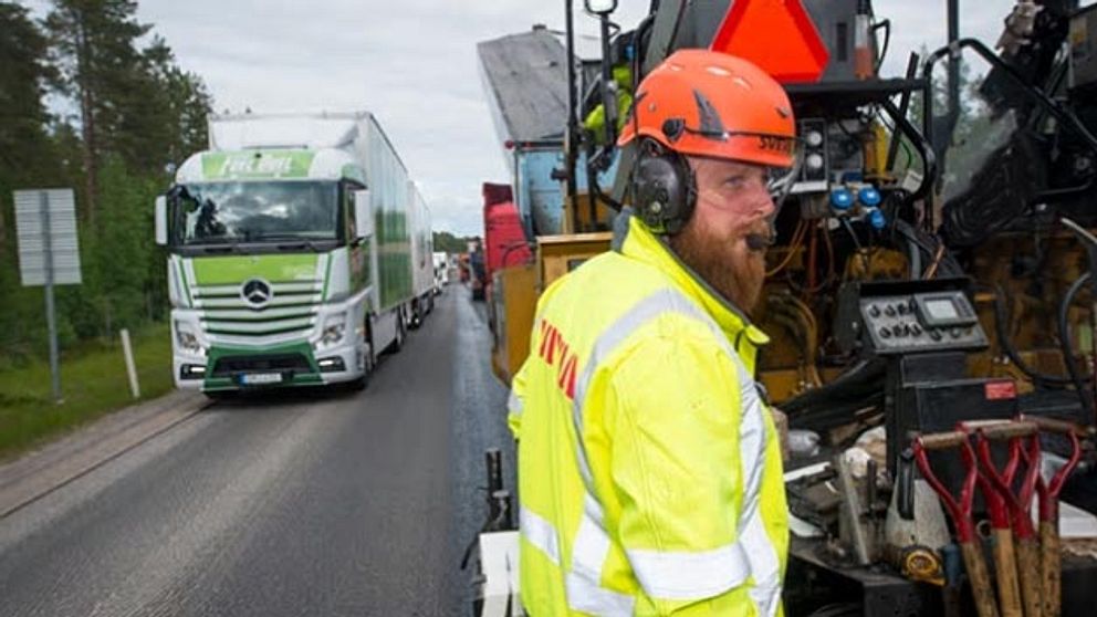 vägarbete, vägarbeten, lastbil, långtradare, svevia