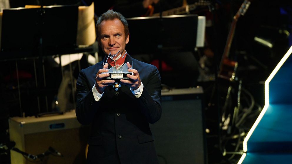 Årets polarpristagare Sting skänker sina prispengar till välgörenhet. Ett musikprojekt för integration och framtidstro för unga på flykt är mottagare.