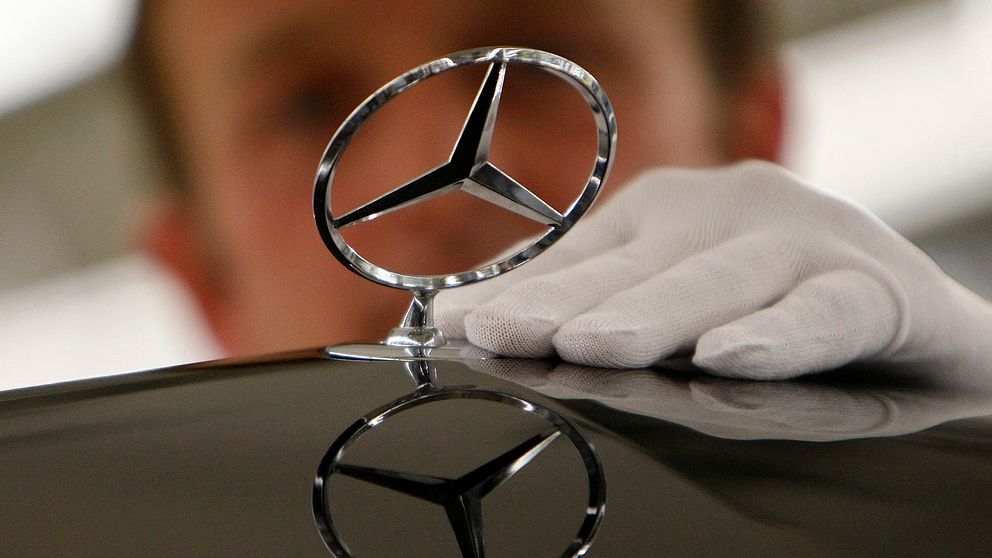 Daimler misstänks för utsläppsfusk.