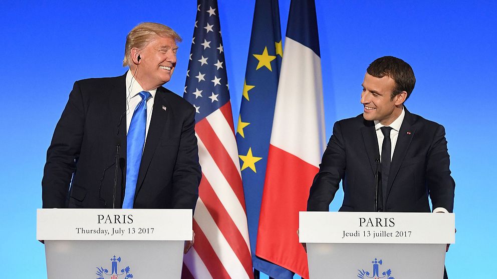 Munter ton under presskonferens med presidenterna Trump och Macron