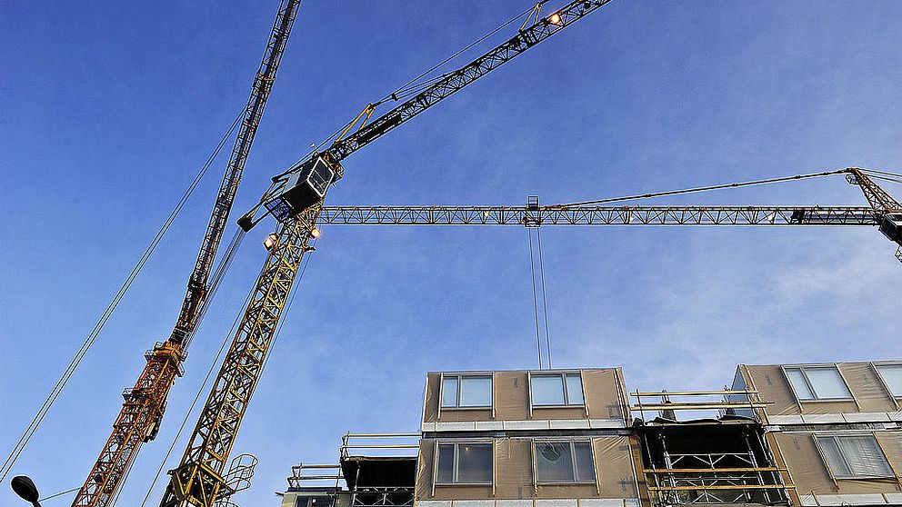 Upp till 3.000 nya lägenheter behöver byggas i Halland årligen, enligt länsstyrelsen. I fjol byggdes 1.500.