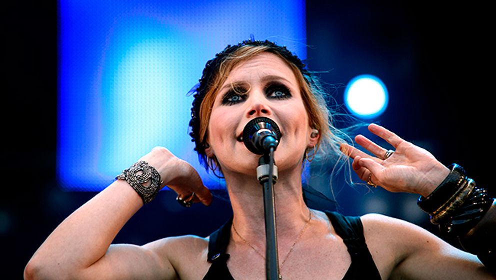 Nina Persson.