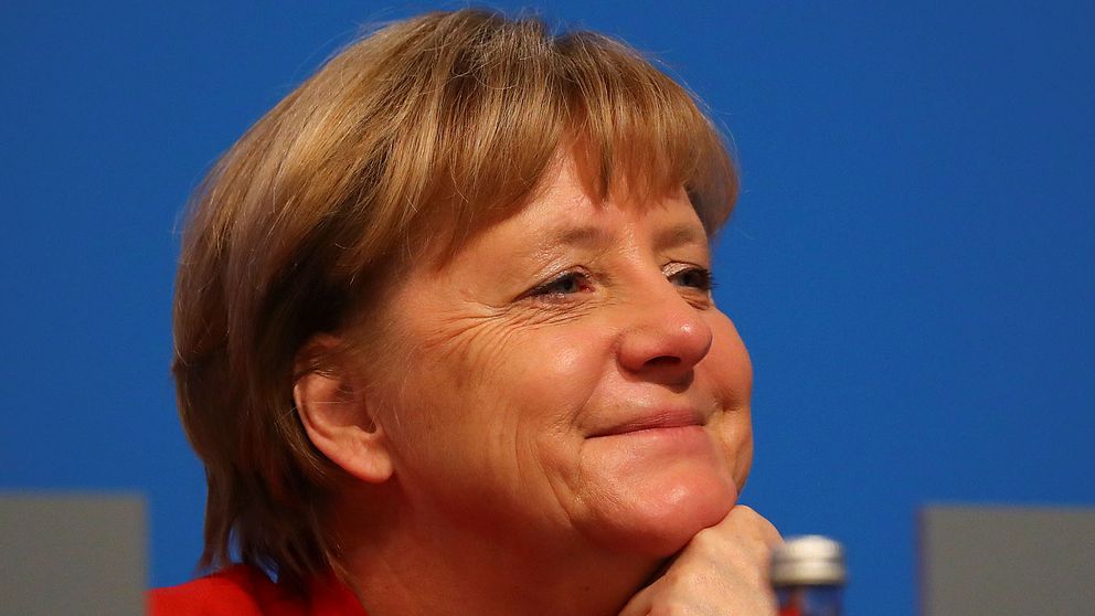 Angela Merkel har starkt väljarstöd inför starten av valkampanjen.