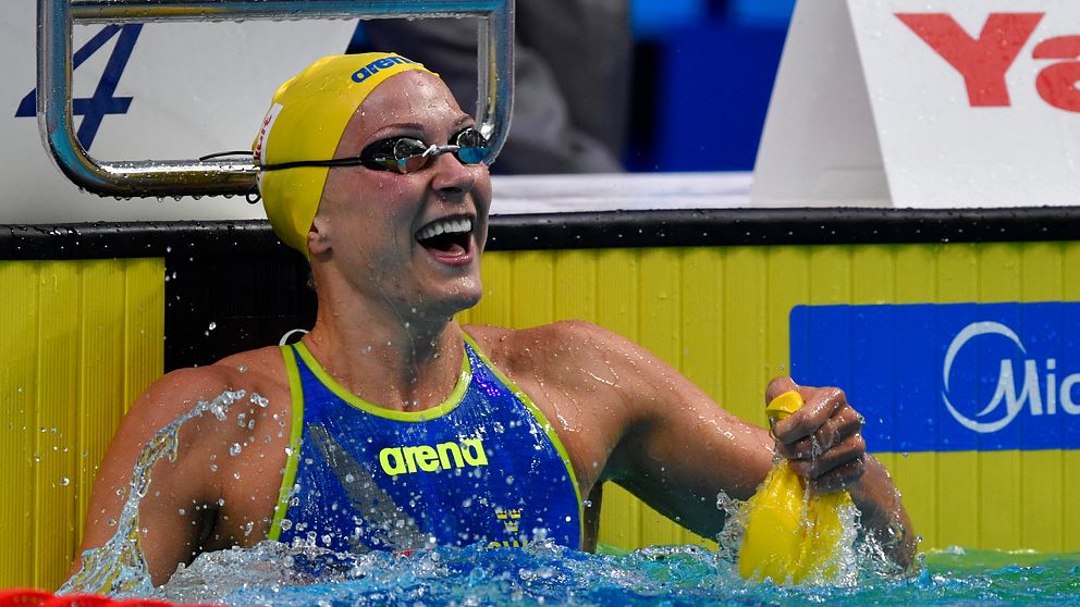 Sarah Sjöström har tagit ett rejält grepp om världscupen i simning.