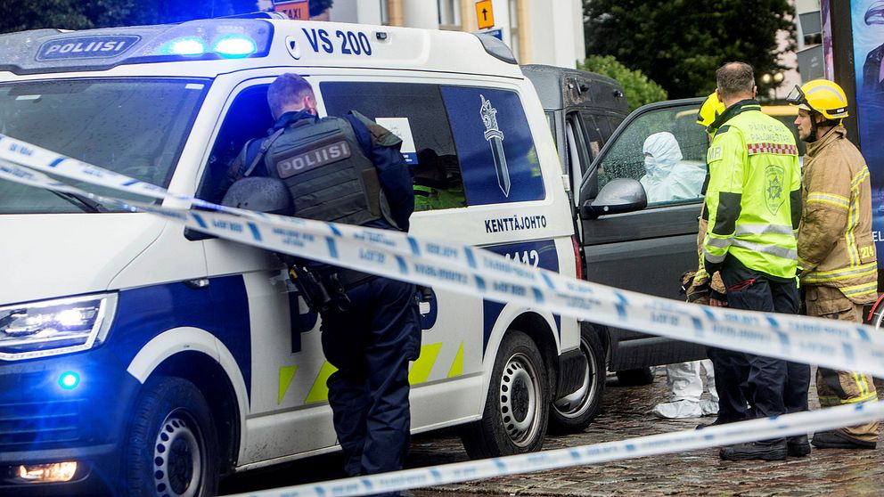 Polisavspärrningar efter knivattacken i Åbo