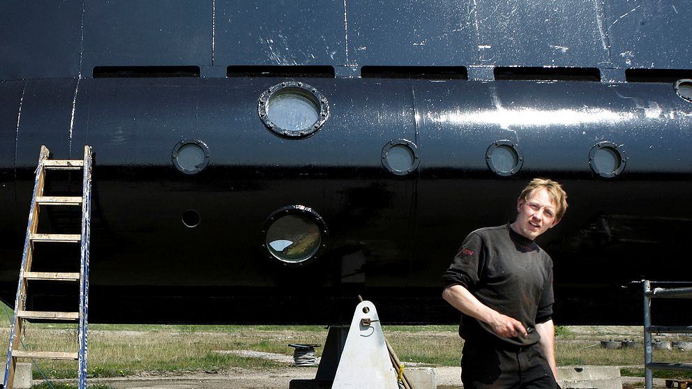 Uppfinnaren Peter Madsen med en utav sina ubåtar, år 2008.
