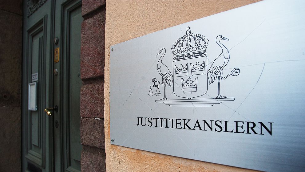 Bild på skylten som hör till justitiekanslerns kontor.