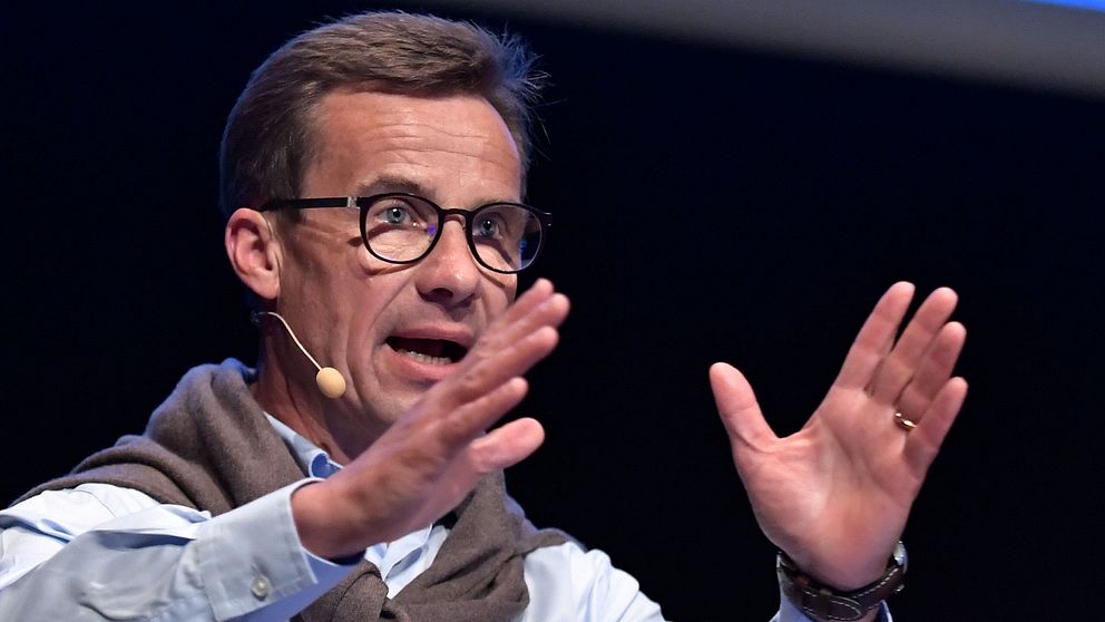 Ulf Kristersson i talarstolen