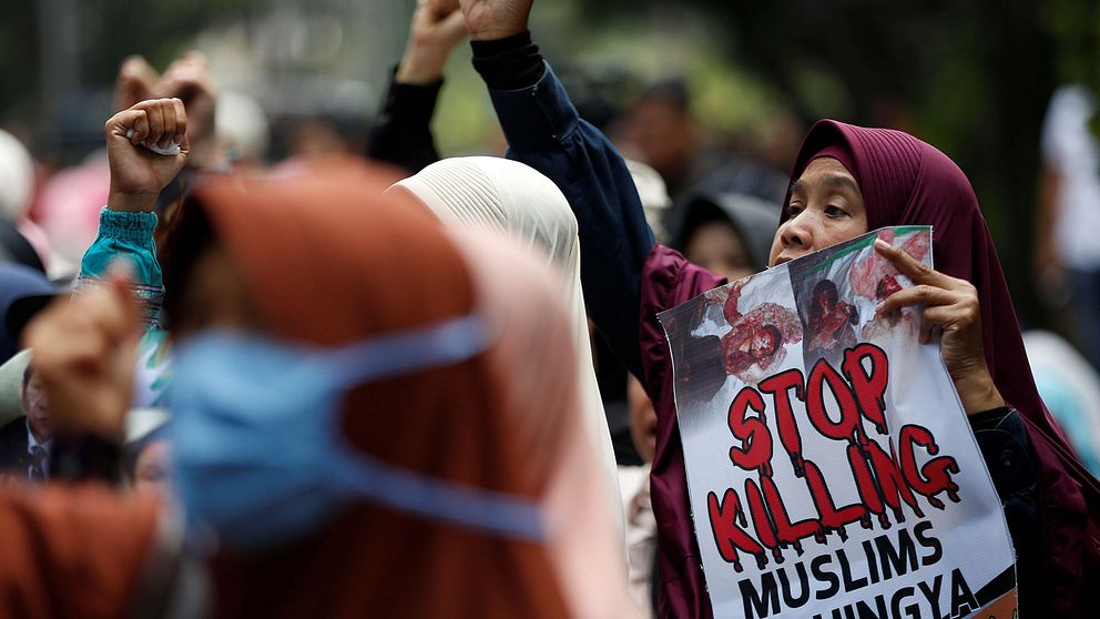 Protester i Jakarta, till stöd för den muslimska folkgruppen rohingya.