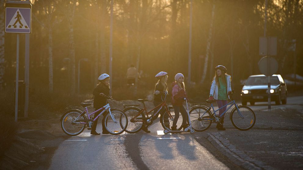 Barn på cykel