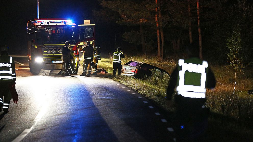 En man avled i en singelolycka på länsväg 173 i Frändefors.